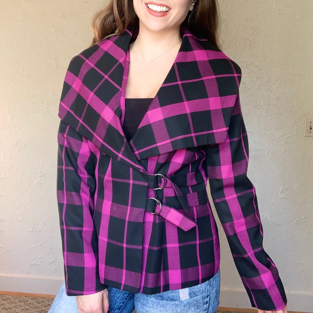 Unique MetroStyle Plaid Blazer Jacket
